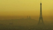 Pollution : le gouvernement impose la circulation alternée lundi à Paris