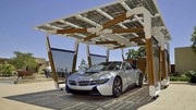 BMW présente un abri intelligent couvert de panneaux solaires