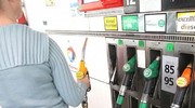Carburants : la baisse des prix masque la hausse des taxes