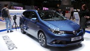 Toyota Auris restylée : L'hybride mieux entouré