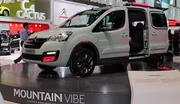 Le Berlingo et le concept Mountain Vibe sur le stand Citroën à Genève