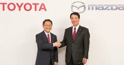 Toyota rebat les cartes en s'alliant à Mazda