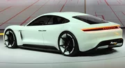 Porsche Mission E : Numéro de voltage