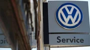 Volkswagen débauche pour se restructurer