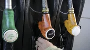 Taxes sur les carburants : l'essence augmentera aussi
