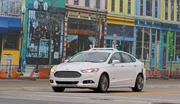 Un couple Ford et Google pour enfanter la voiture connectée ?