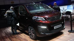Peugeot Traveller i-Lab concept : salon roulant