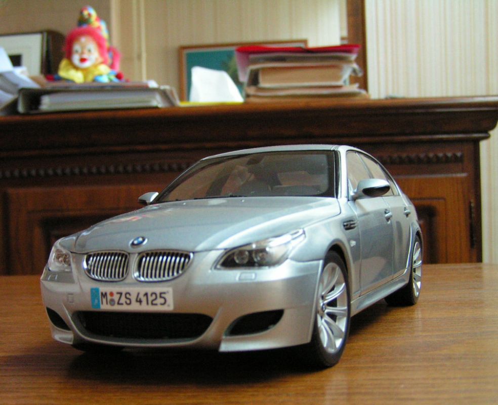 voiture miniature bmw serie 1