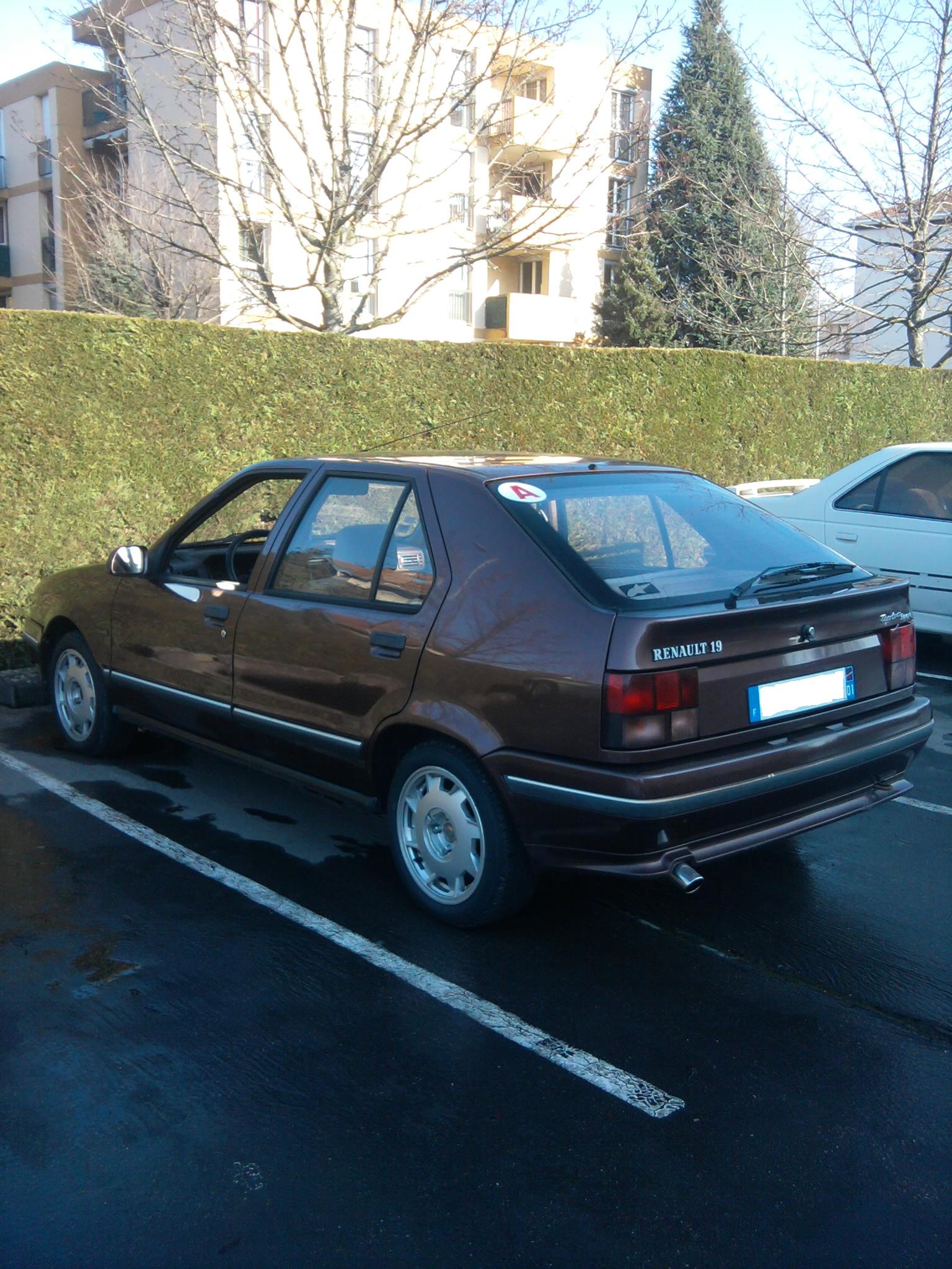 Renault 19 TDX - Auto titre