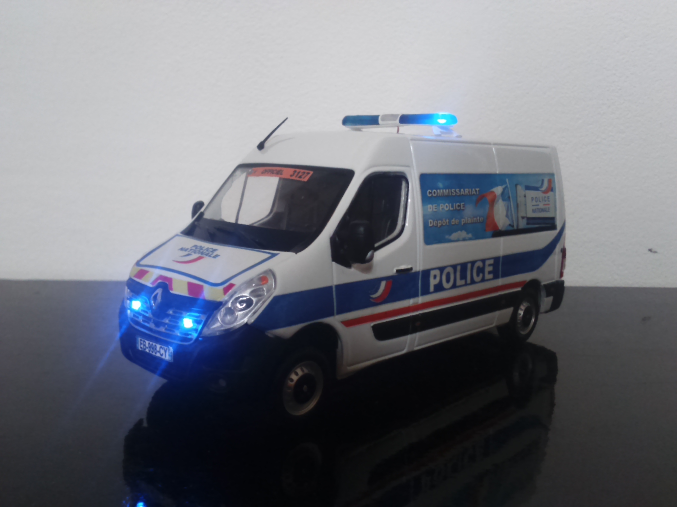 voiture police nationale francaise miniature