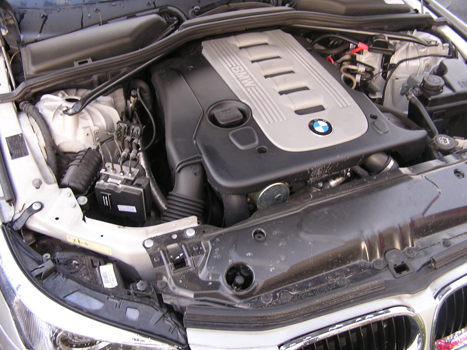 Corps De Papillon D'Accélérateur Pour BMW Série 3 E90 (2011) – Pièce D'Origine Occasion – Référence 7810752