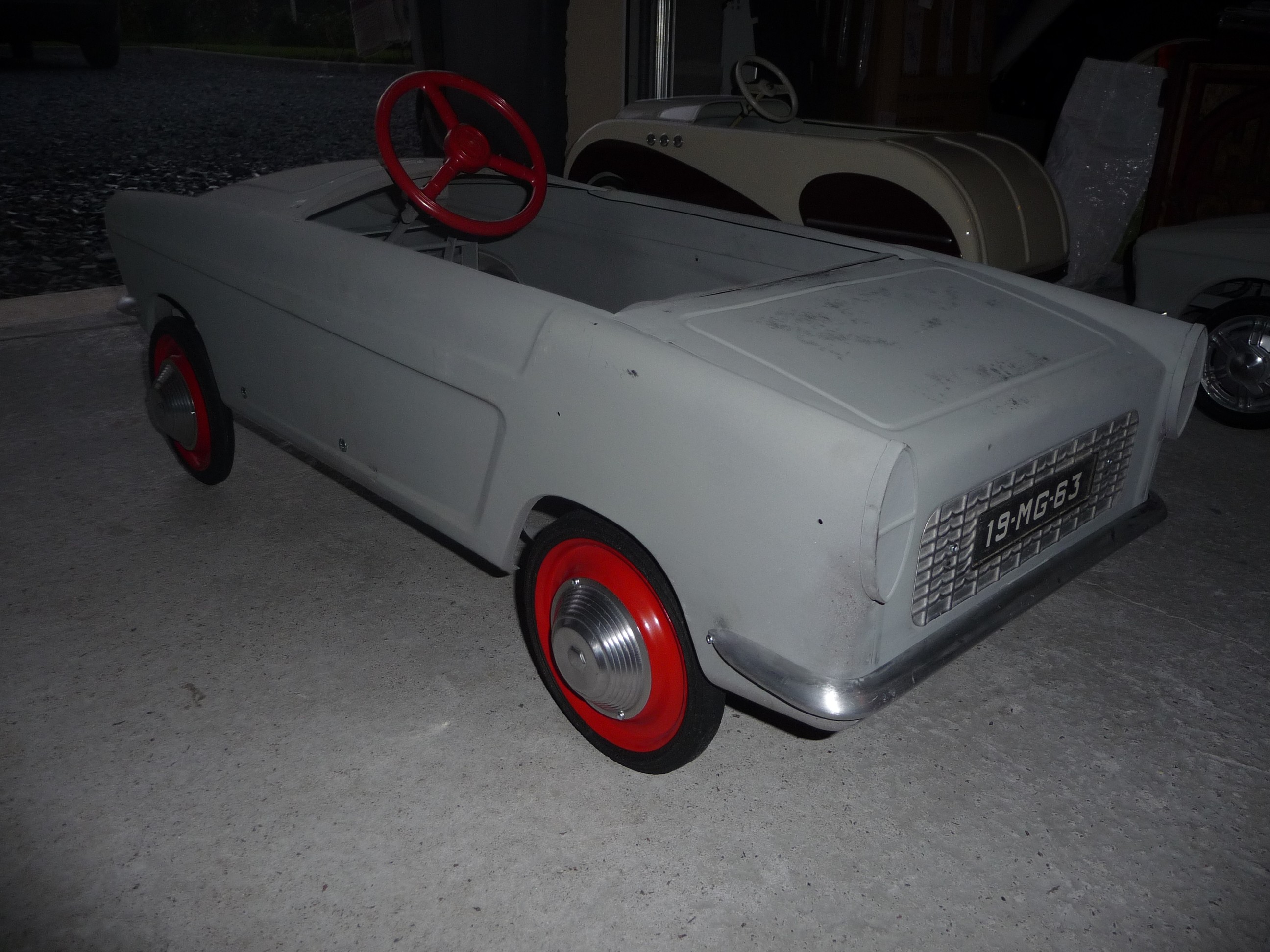 Voiture a pedales - Collection