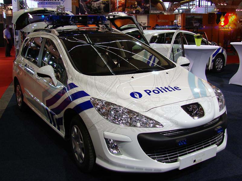 Photos de voitures de Police - Page 1634 - Auto titre