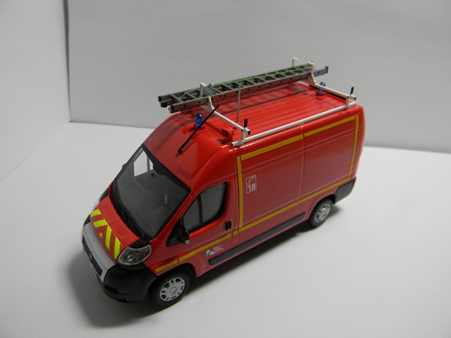 Miniatures Pompiers Gyroled - Les voilà ! Fpt scania du sdis 78 - eligor  115015 - beaucoup de modèles sont déjà vendus car réservés auparavant, mais  il reste quelques exemplaires disponibles ! - 95€ frais de port inclus 