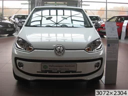 Volkswagen Up  (2011)