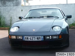 Porsche 928  (1982)
