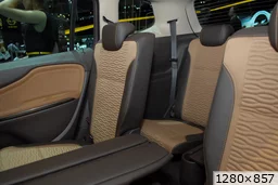 Opel Zafira tourer (2012)