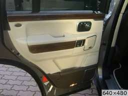 Land Rover Range Rover III 4,4 TDV8 Ultimate Edition (2011)