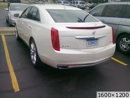 Cadillac XTS  (2012)